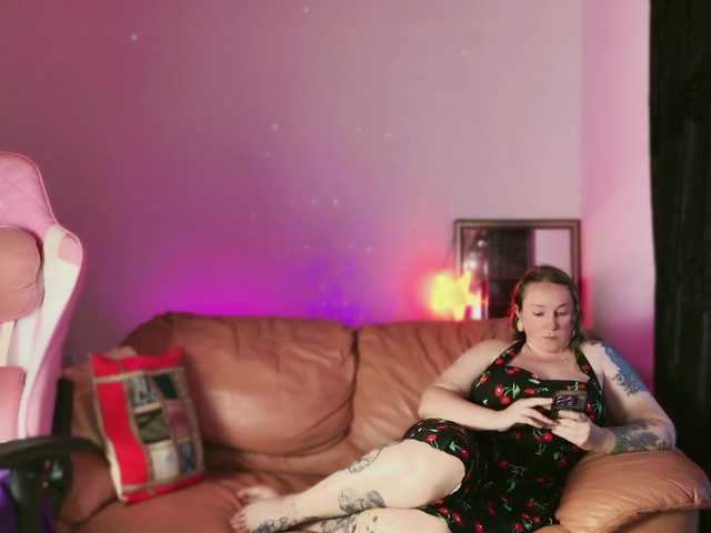 广播屏幕截图 NylonQueen