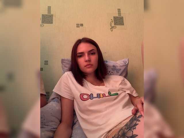 广播屏幕截图 OverVikki