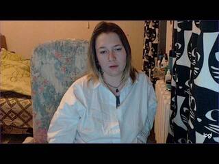 色情视频聊天 Ozalin