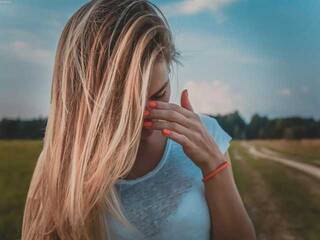 色情视频聊天 PARIS-HONEY