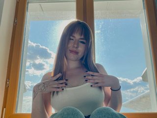 色情视频聊天 YourLola