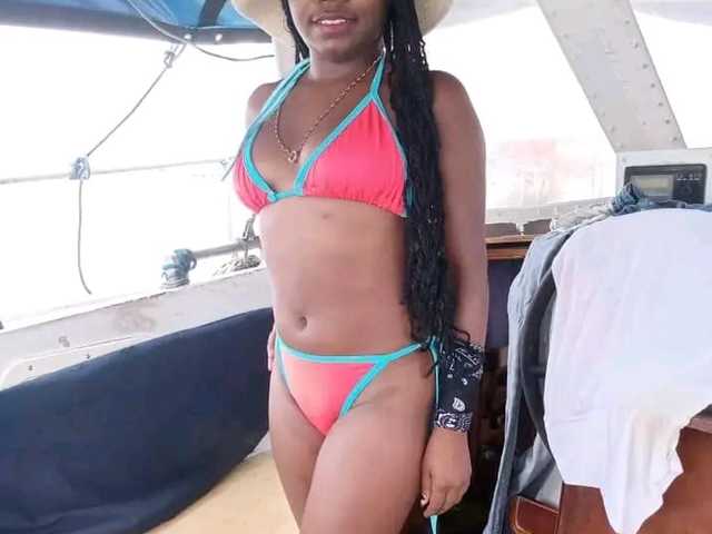 个人资料的照片 peenelopee