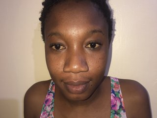 色情视频聊天 Petite-sally