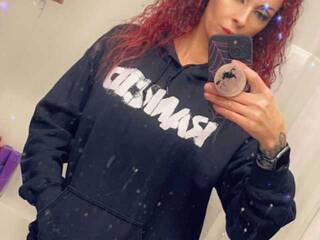 色情视频聊天 DesiMeow