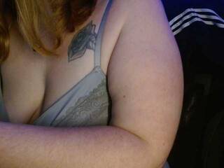 色情视频聊天 Petitoiseaucoquine