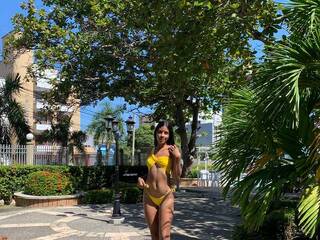 色情视频聊天 PhoebeStuart