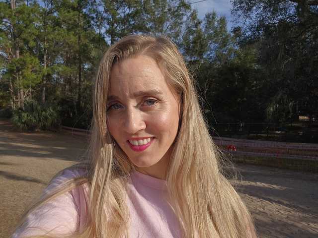 个人资料的照片 Pinklipsskye69