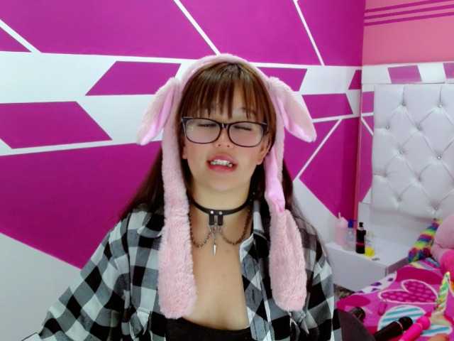 广播屏幕截图 pinkqueenn
