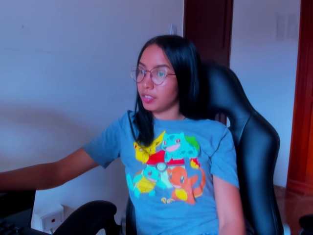 广播屏幕截图 PocahotASS