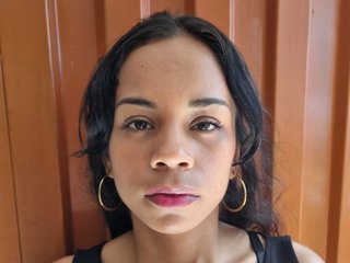 色情视频聊天 Pocajontas25