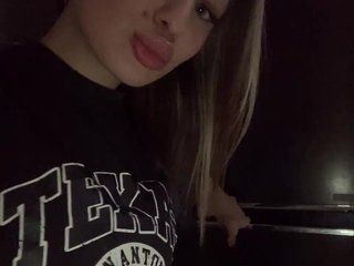 色情视频聊天 Polichkaaaa