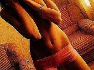 色情视频聊天 pollipolina