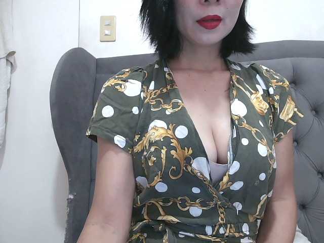 相片 pornadrianna #Your Tips reacting my Lush3#Lovense: Tips for show#;)Boobs 40 tk,Ass 59 tk,Pussy 70 tk,Camera 25 tok,PM 10 TK,Doggy 77 tk,Naked 500 tk, TOPLESS 100TOKENS Click Private or Group @remain