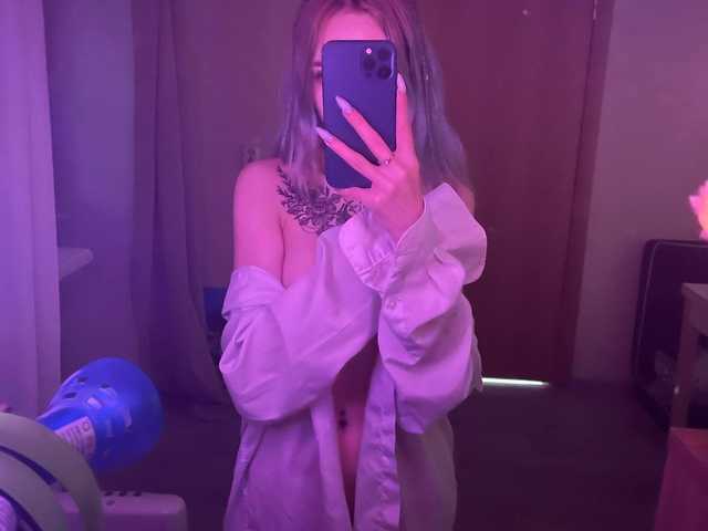 个人资料的照片 aurora_demure