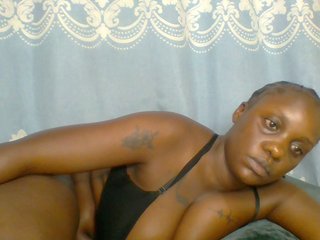 色情视频聊天 Prettydarksin