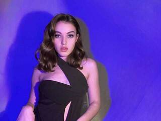 色情视频聊天 PrettyJuna