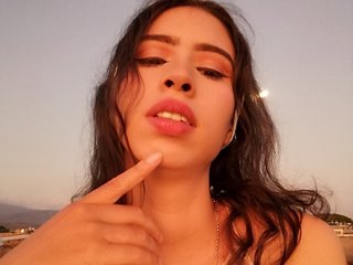 色情视频聊天 Bong-cams9392