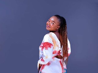 色情视频聊天 Queenbee