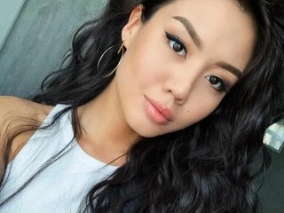 色情视频聊天 Queendy