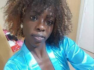 色情视频聊天 queenjess