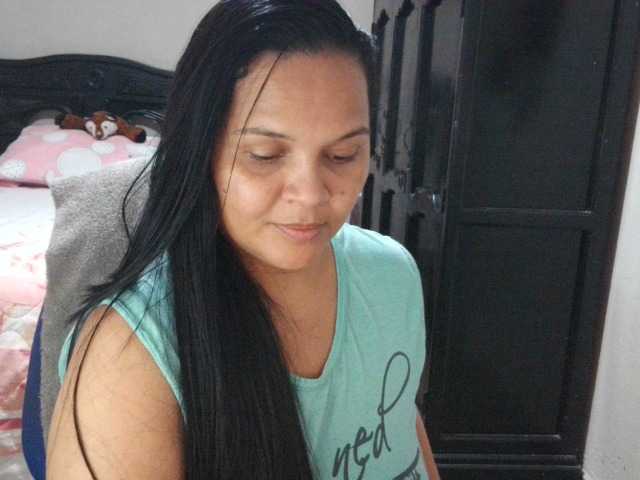 广播屏幕截图 QueenNight