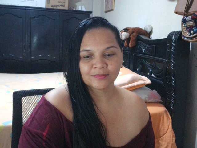 广播屏幕截图 QueenNight