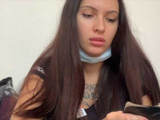 相片 Radi-haipa Pussy-100 tokens, tits-100 tokens, I respond to messages-15 tokens, show-200 tokens, I look at the camera-20 tokens, the most frank in private. and do not forget to put love