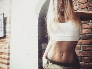 色情视频聊天 RamiZevs