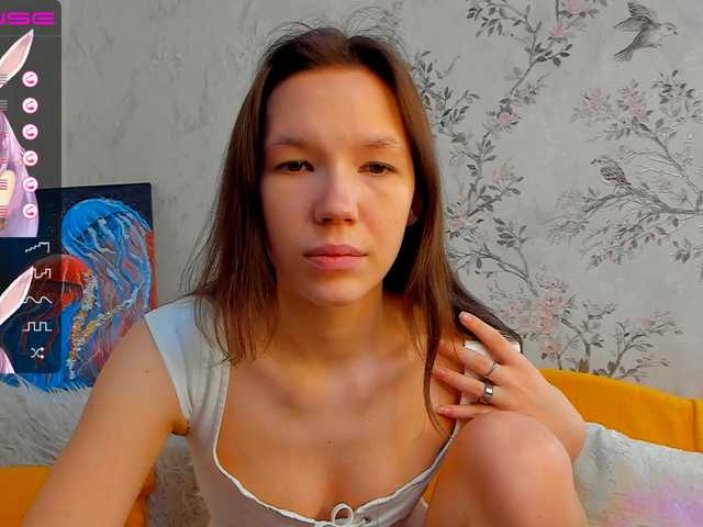 相片 rebeccanik Want to see me naked? Then support me) @remain is left