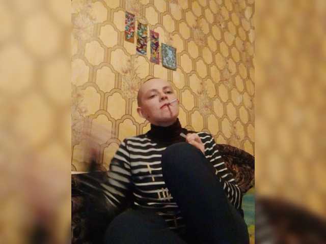 广播屏幕截图 Calibriya