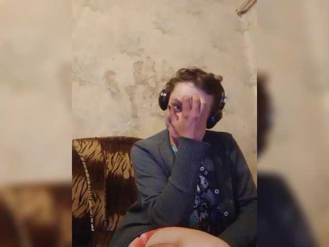 广播屏幕截图 Calibriya