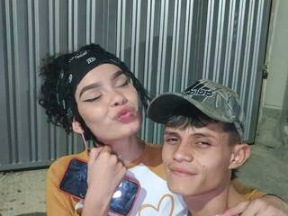 色情视频聊天 RhabenaBoysex