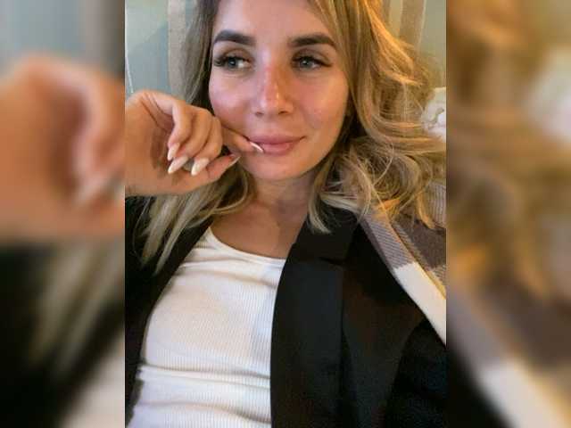 广播屏幕截图 RoseLegend