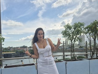 色情视频聊天 roussemelinda