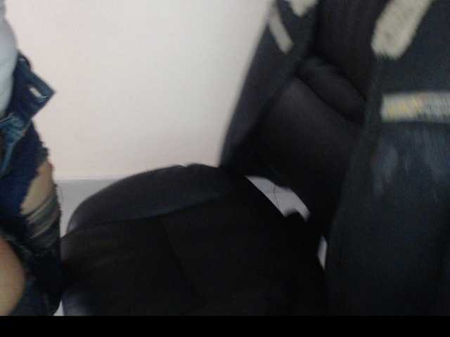 广播屏幕截图 RoxaneFox