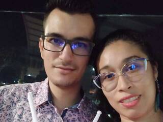 色情视频聊天 RoxiSaul