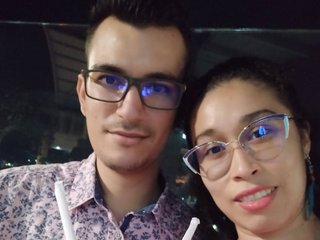 色情视频聊天 RoxiSaul