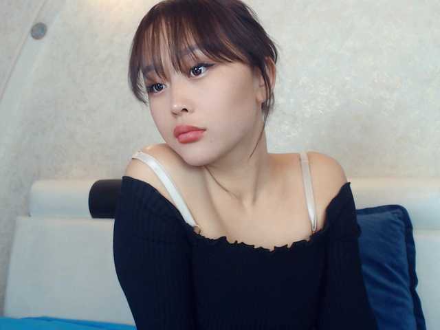 相片 SahaMorris Hello guys, I am new here! Hope we will have fun together. I am no nude in public, so keep your requests for pvt!