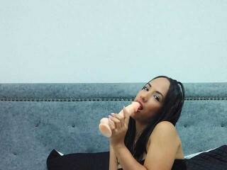 色情视频聊天 samant-hot