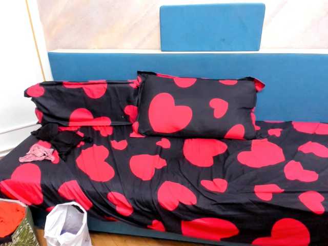 广播屏幕截图 sandy-bangs