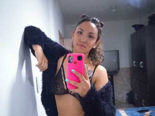 色情视频聊天 Saori-hanagami