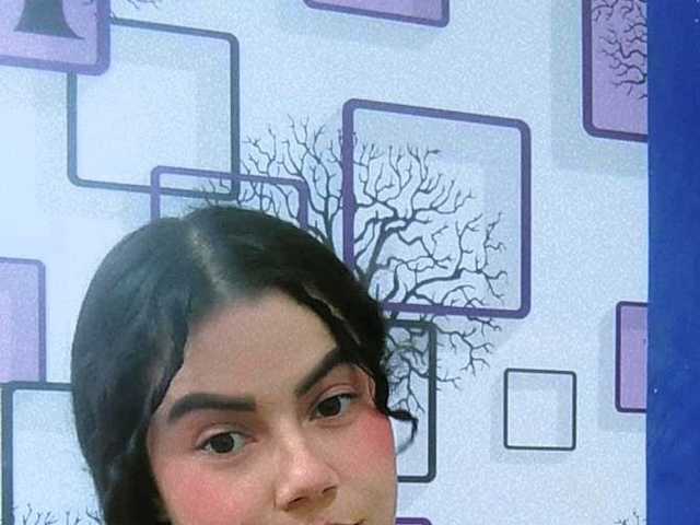 个人资料的照片 sara18a