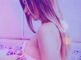 色情视频聊天 Sarabrowm