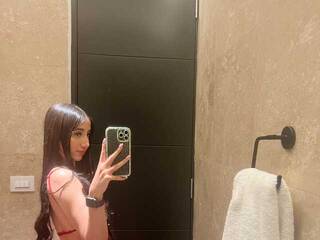 色情视频聊天 SaraDevoe