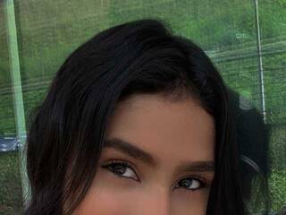 色情视频聊天 sarah-fenty