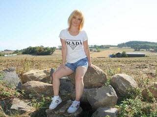 色情视频聊天 SarahAnn