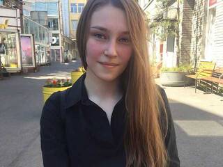 色情视频聊天 SarahIcemann