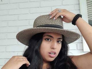 色情视频聊天 SaritaDavis1