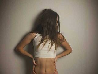 色情视频聊天 Milenochkaa