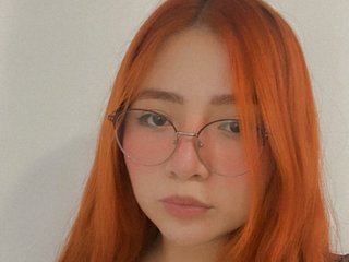 色情视频聊天 SashaAdamss